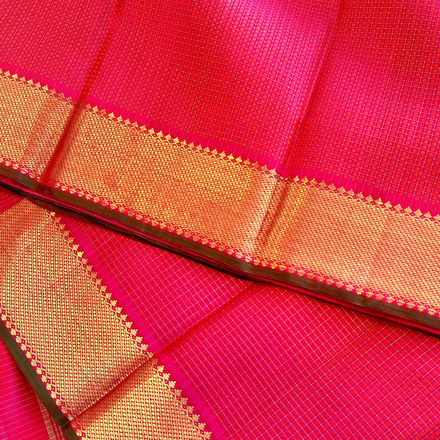 Kanjivaram Silk Saree - AW1376KS
