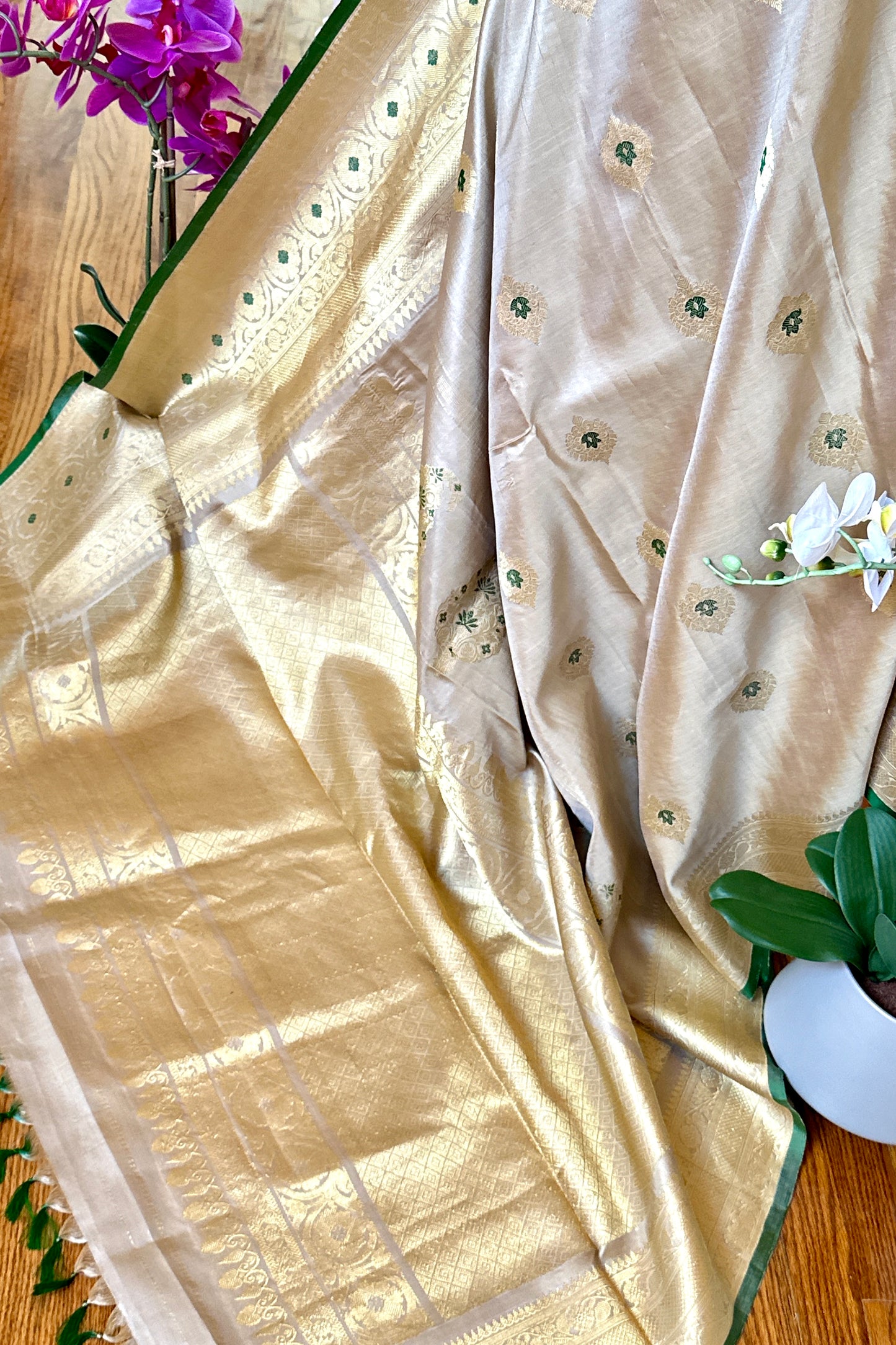 Gadwal Silk Saree - AW1081GS