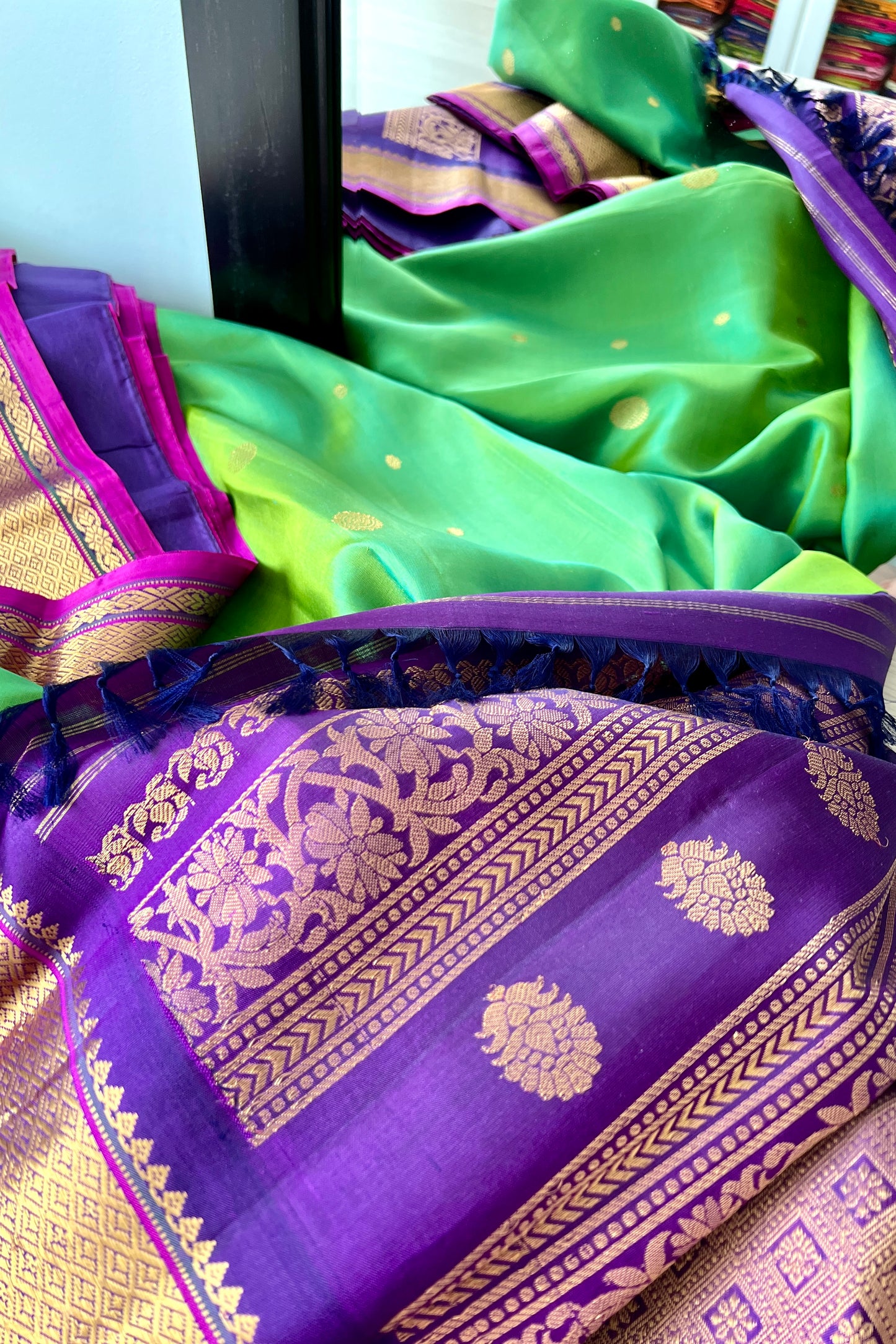 Gadwal Silk Saree - AW1046GS
