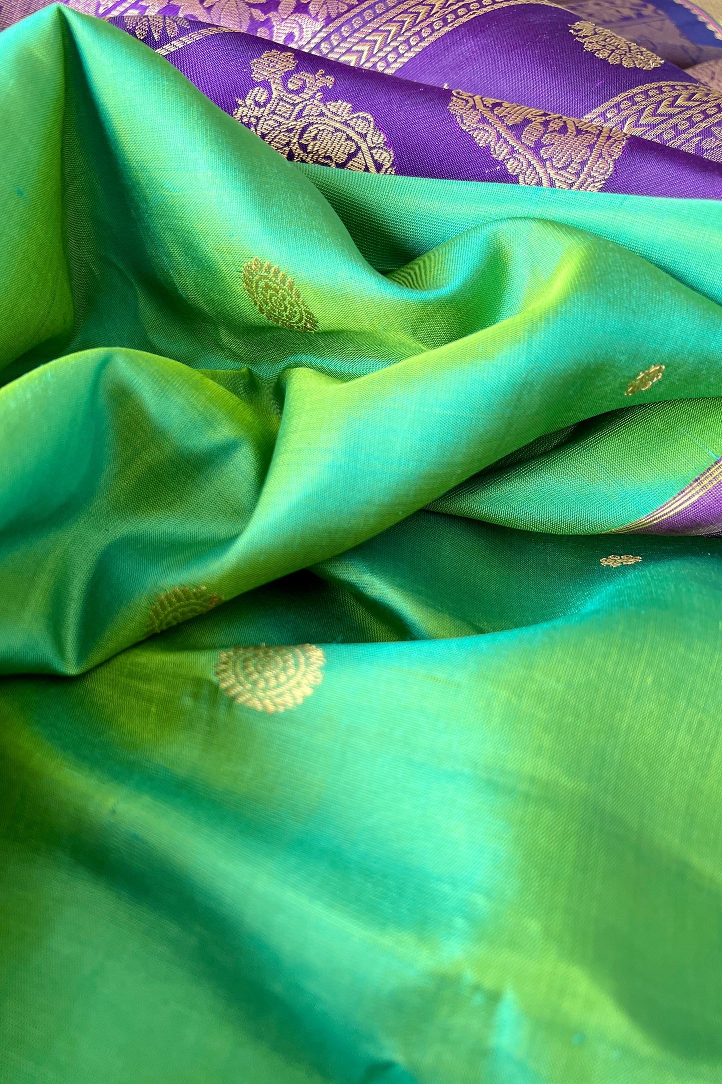 Gadwal Silk Saree - AW1046GS