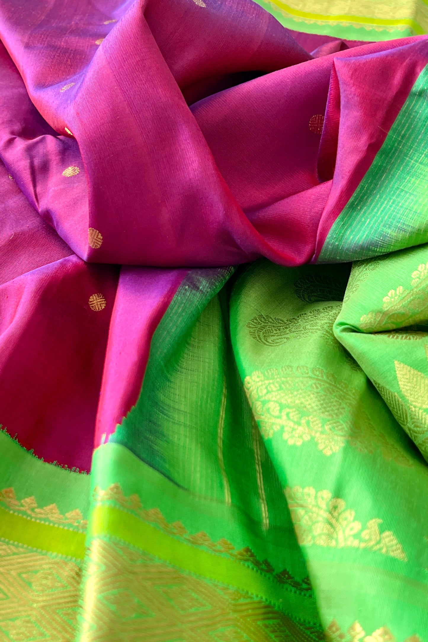 Gadwal Silk Saree - AW1056GS