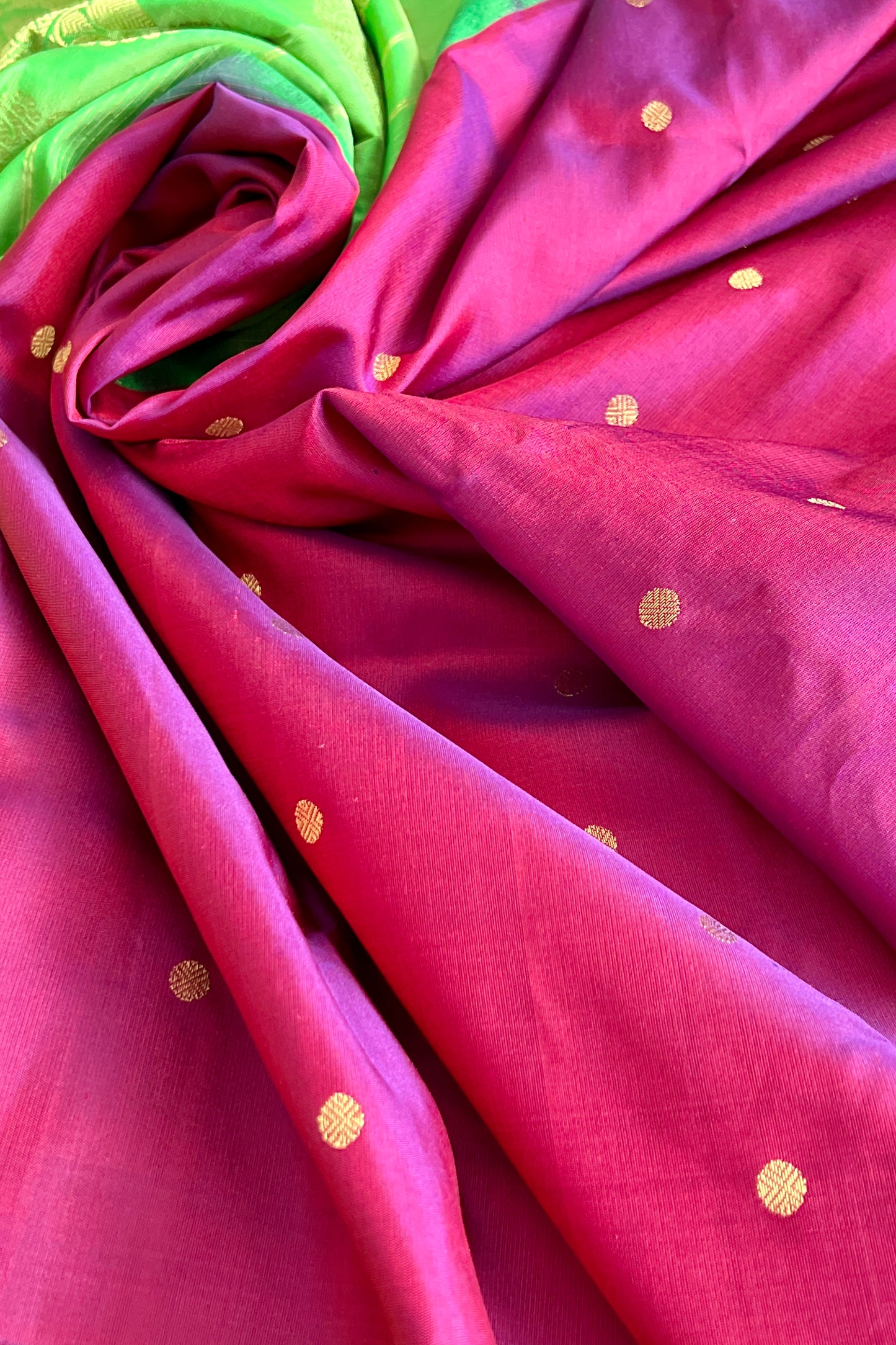 Gadwal Silk Saree - AW1056GS