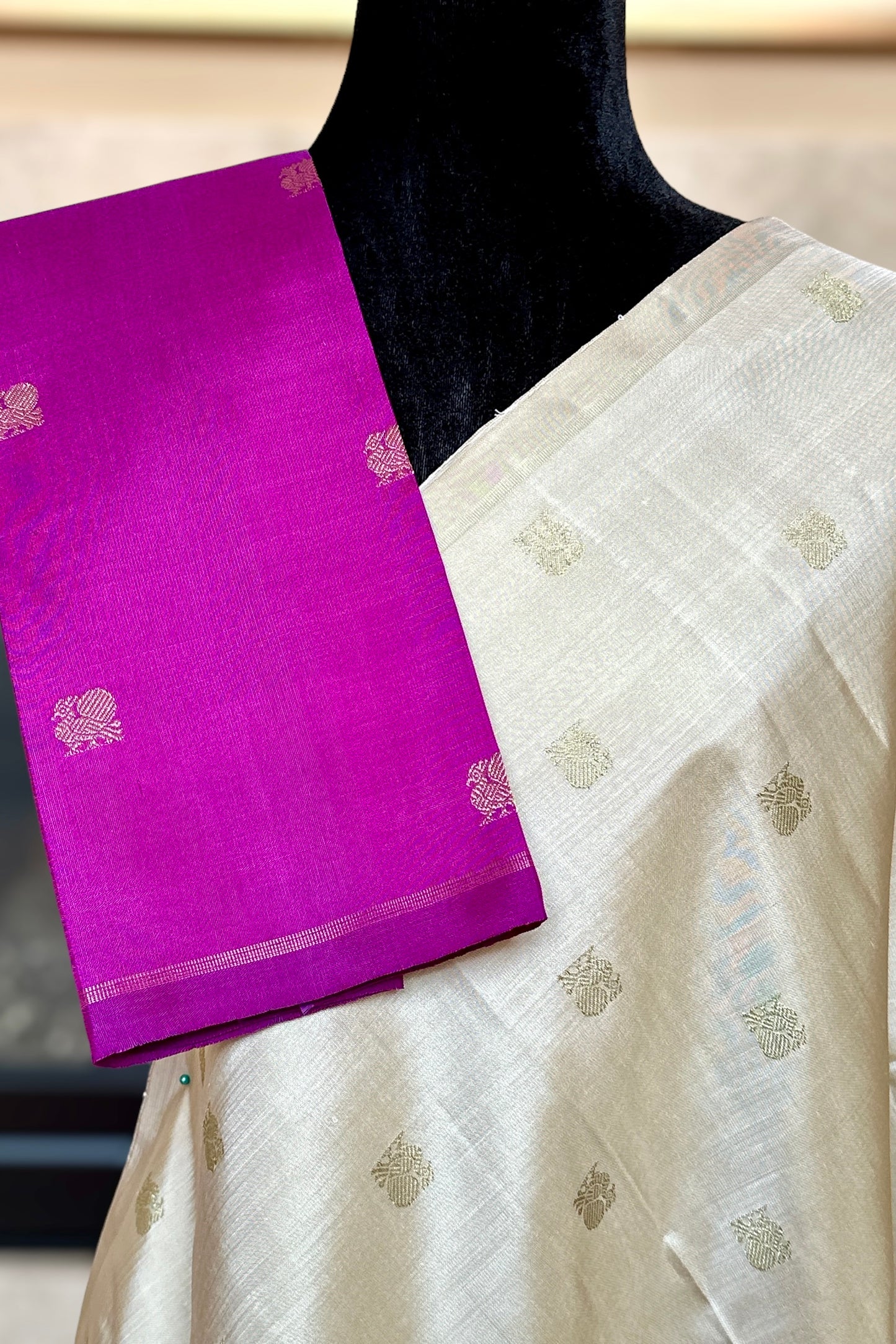 Kanjivaram Silk Saree - AW1518KS