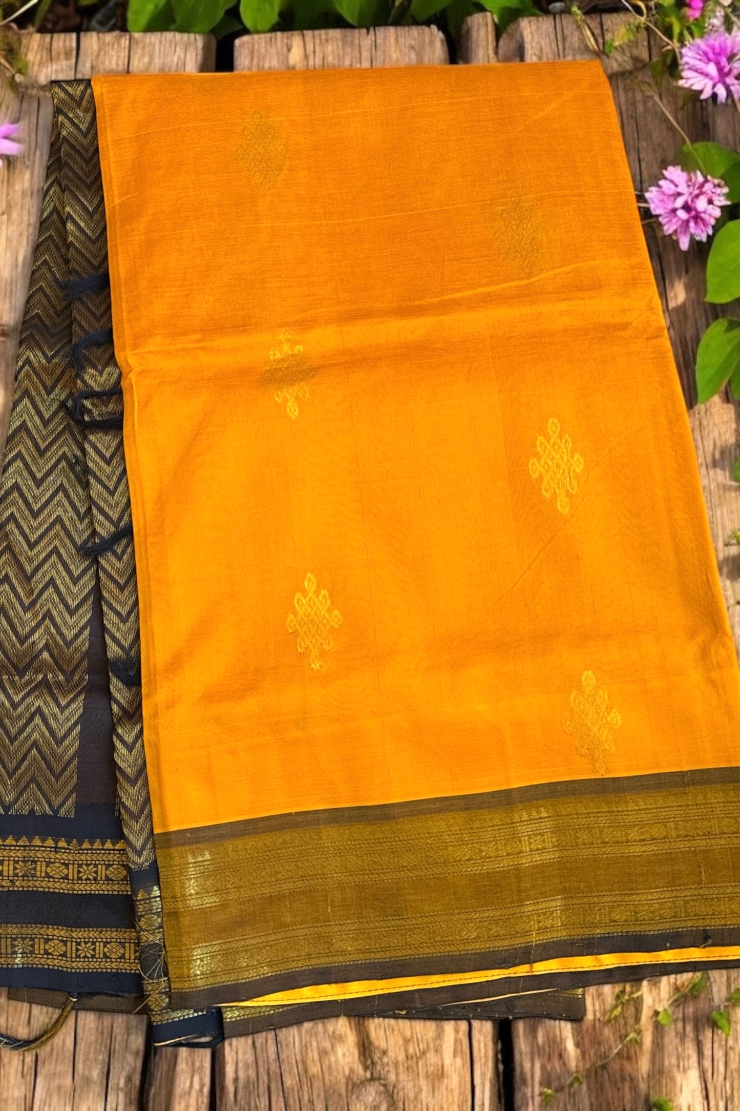 Silk Cotton Saree - AW1498SC