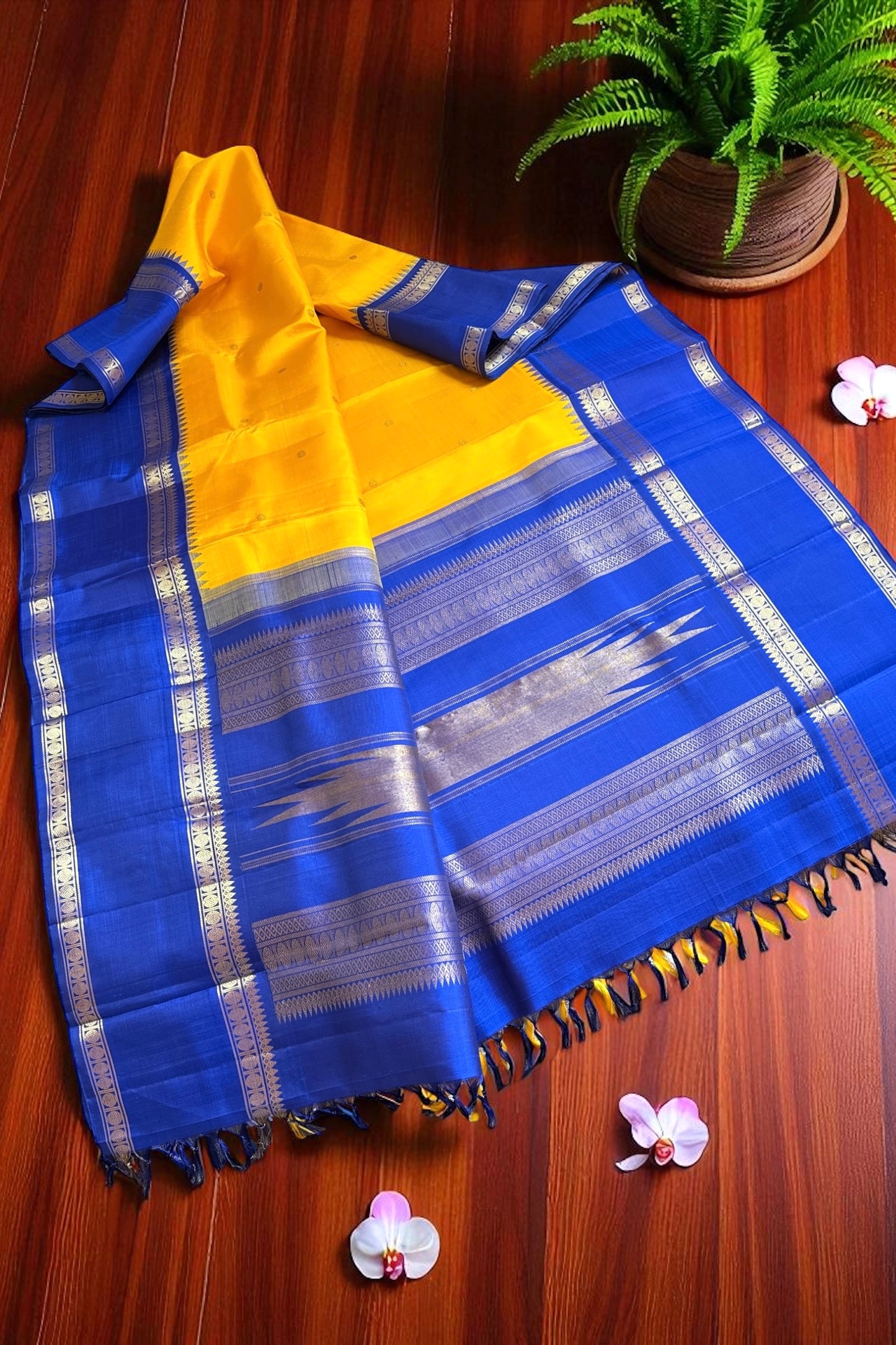 Kanjivaram Silk Saree - AW1749KS