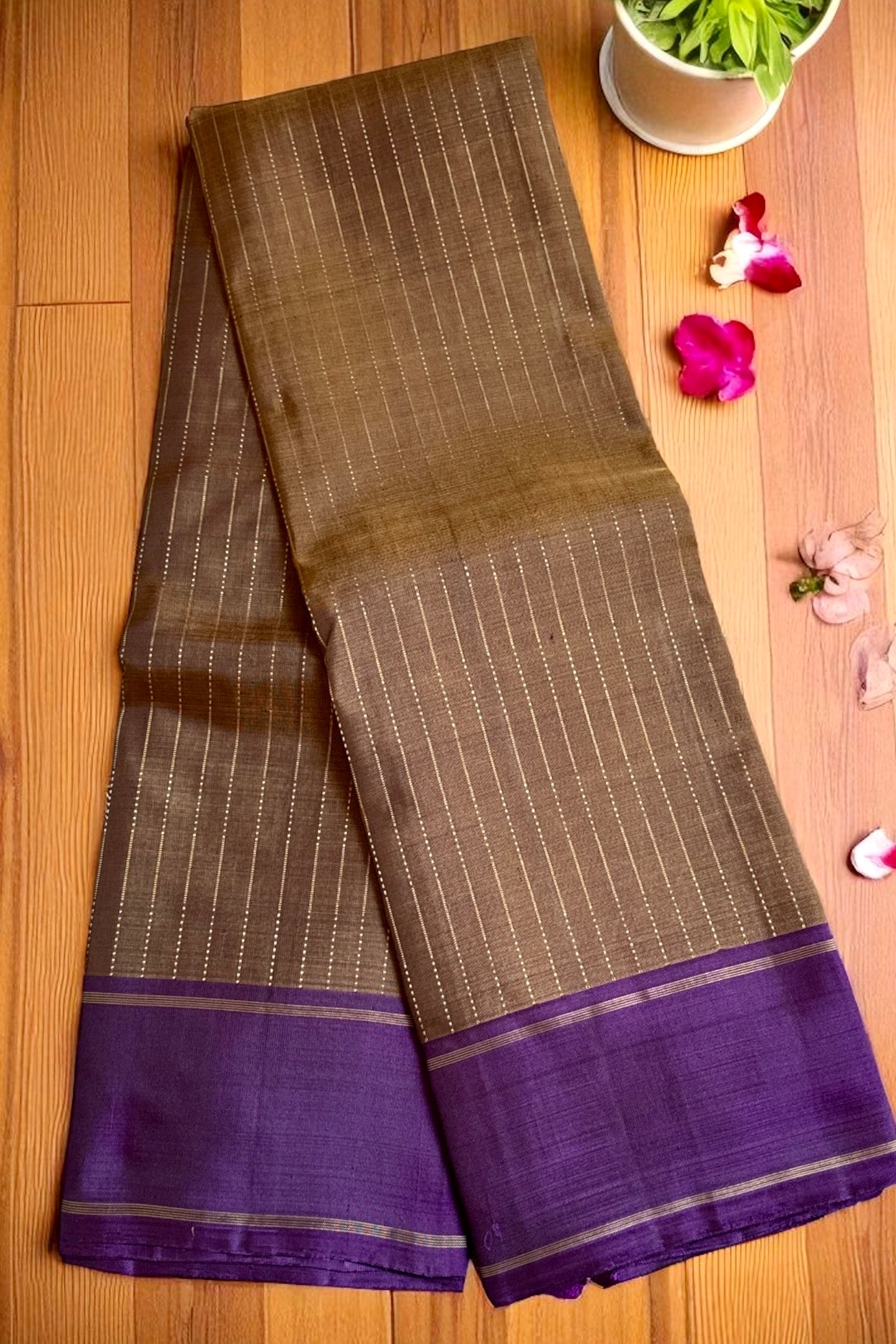 Kanjivaram Silk Saree - AW1366KS