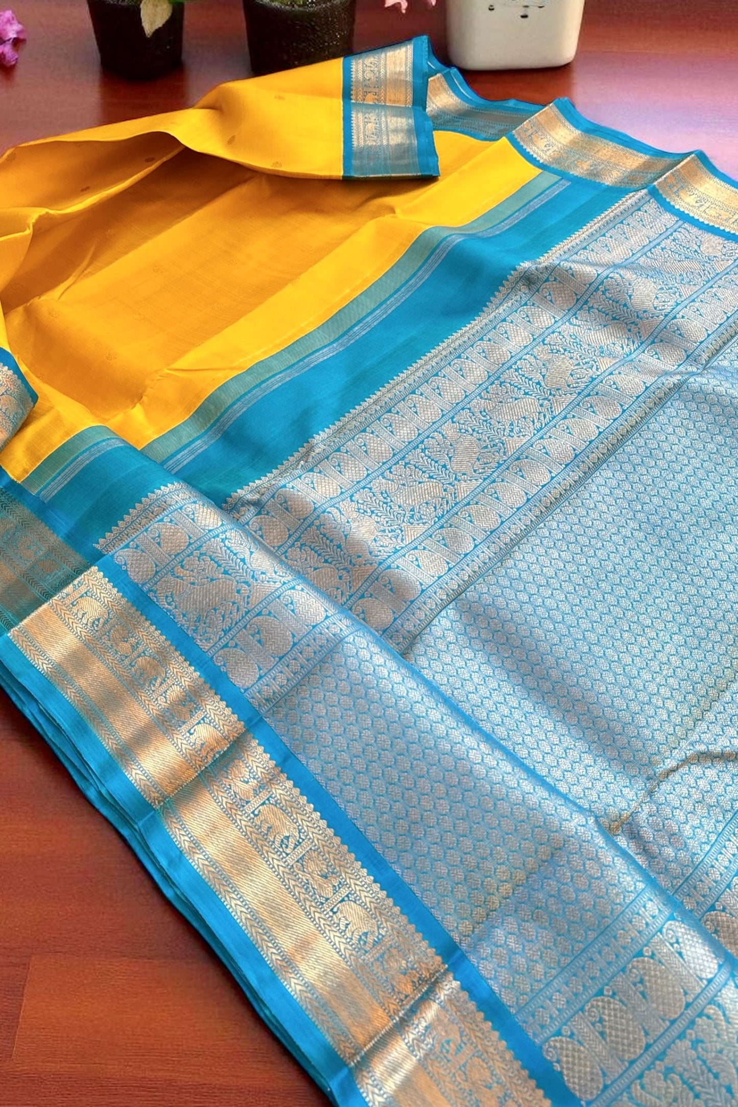 Kanjivaram SIlk Saree - AW1606KS