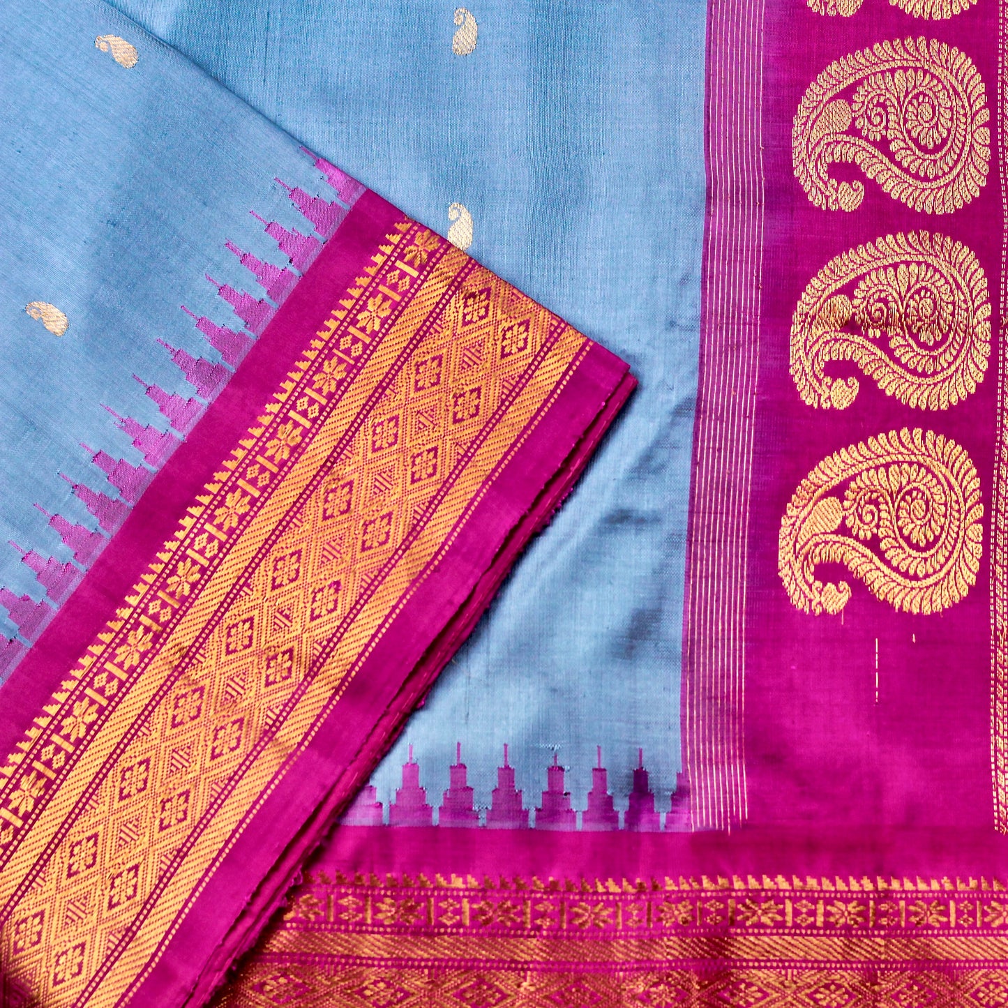 Gadwal Silk Saree - AW1001GS