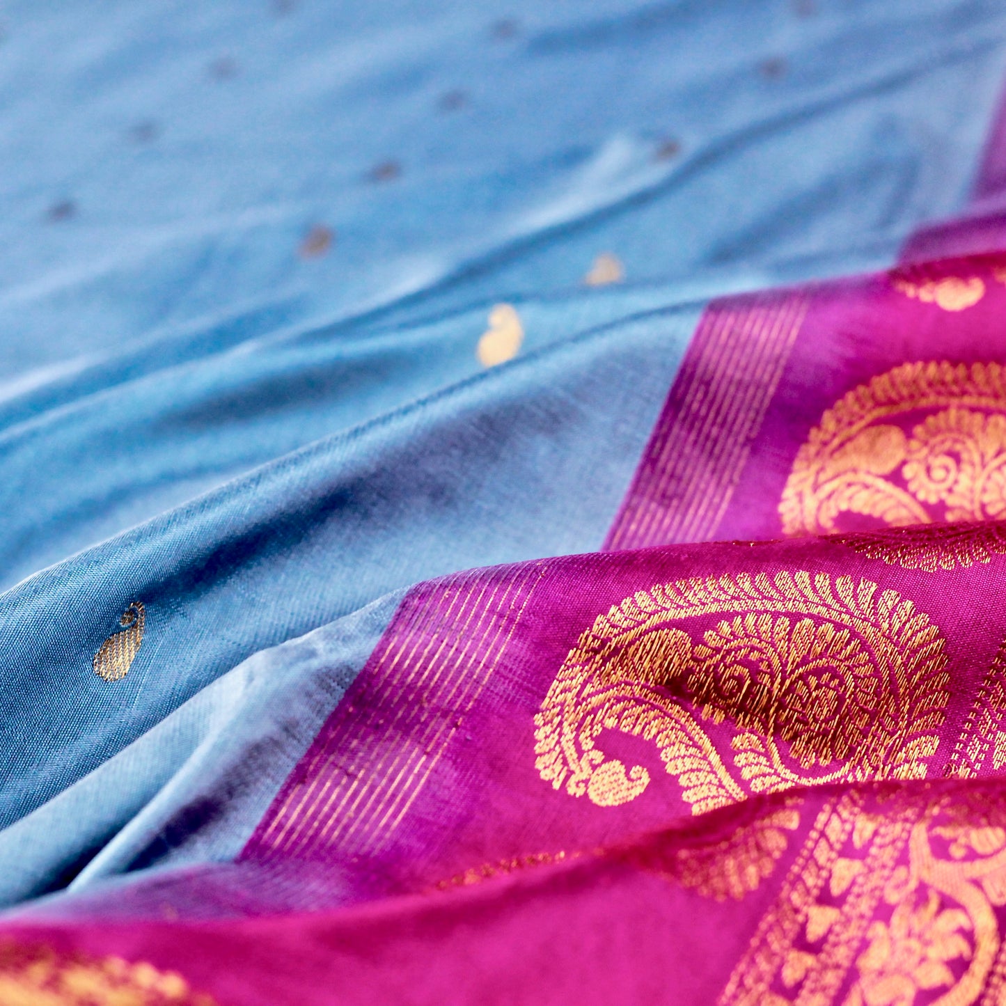 Gadwal Silk Saree - AW1001GS