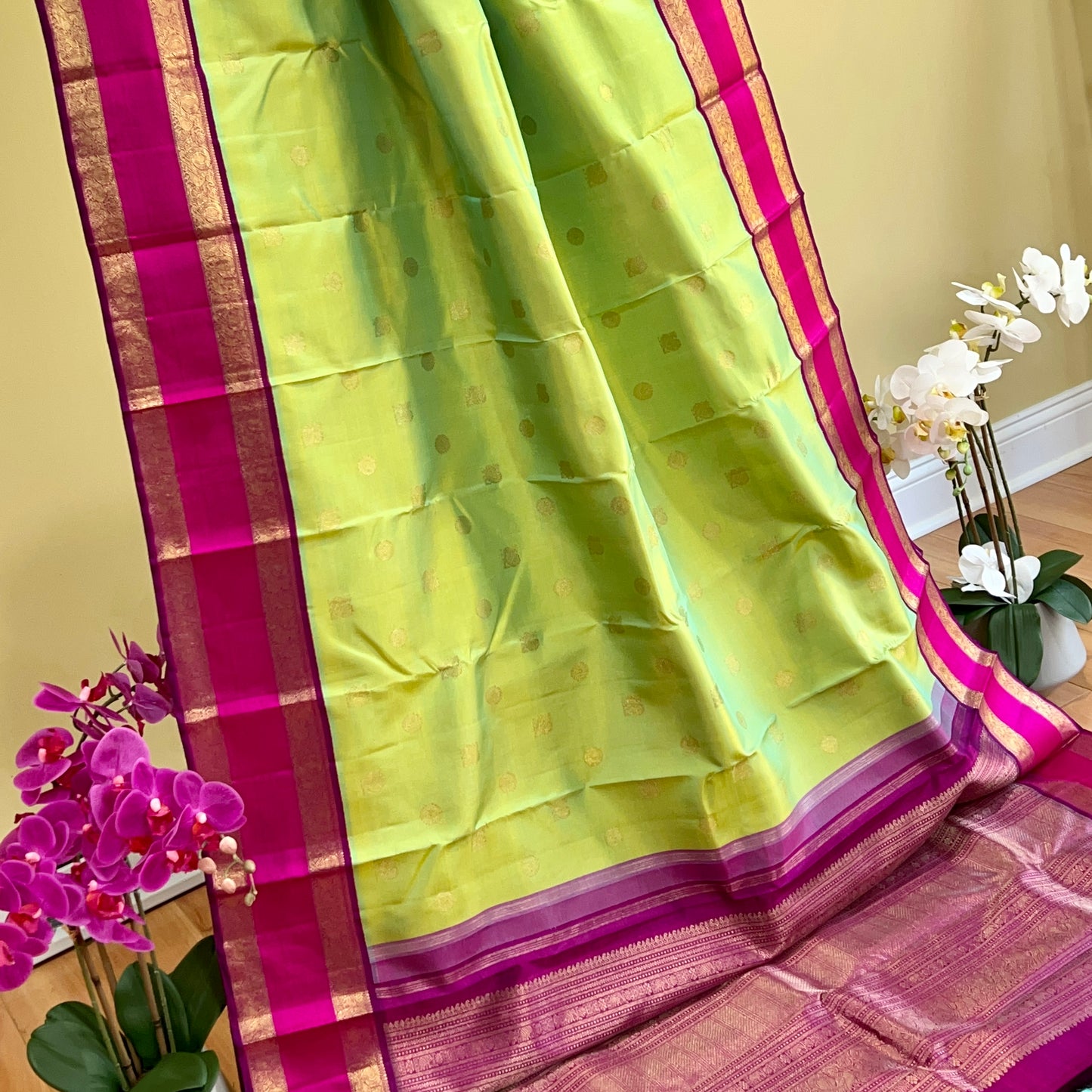 Kanjivaram Silk Saree - AW1299KS