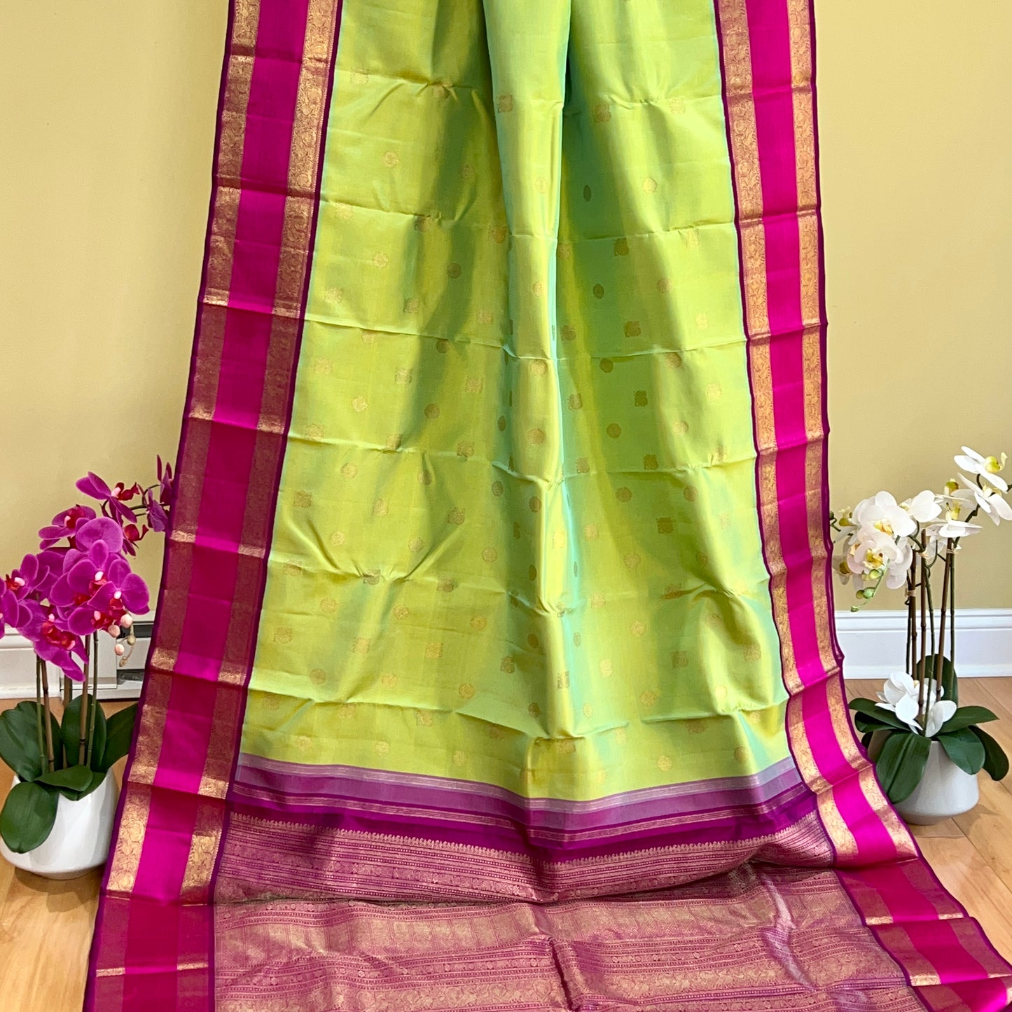 Kanjivaram Silk Saree - AW1299KS