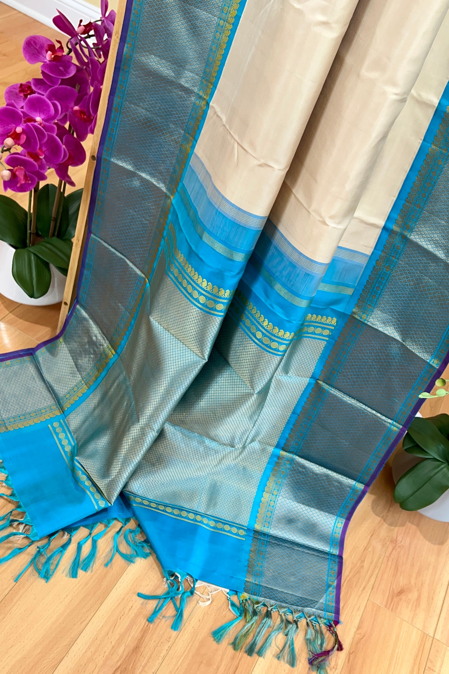 Kanjivaram Silk Saree - AW1346KS