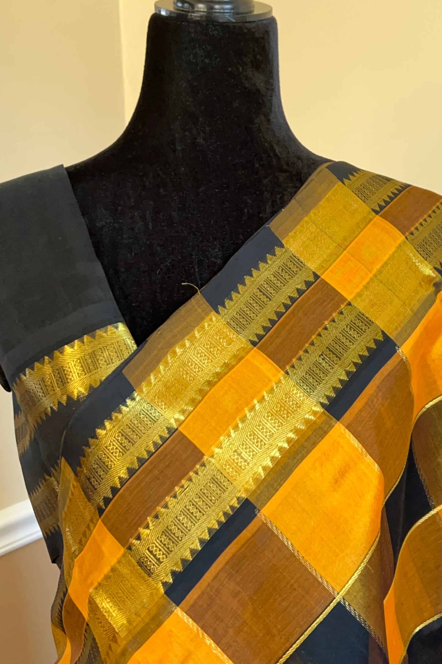 Silk Cotton Saree - AW1351SC