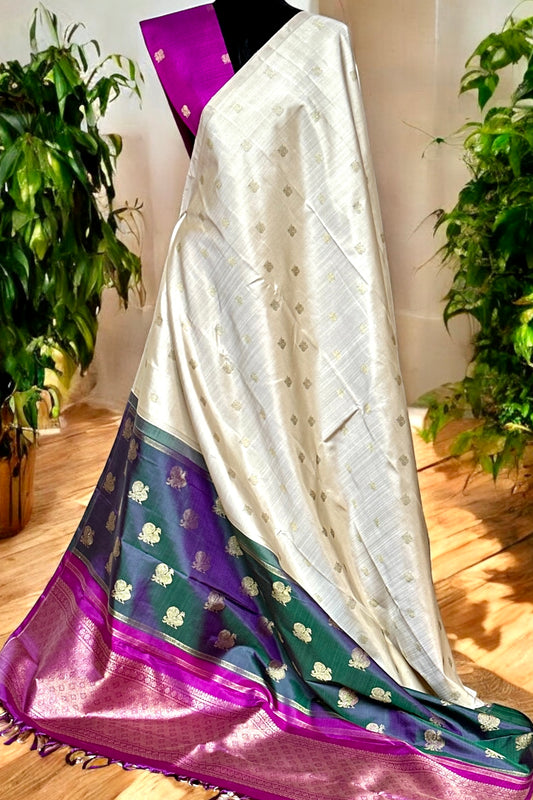 Kanjivaram Silk Saree - AW1518KS