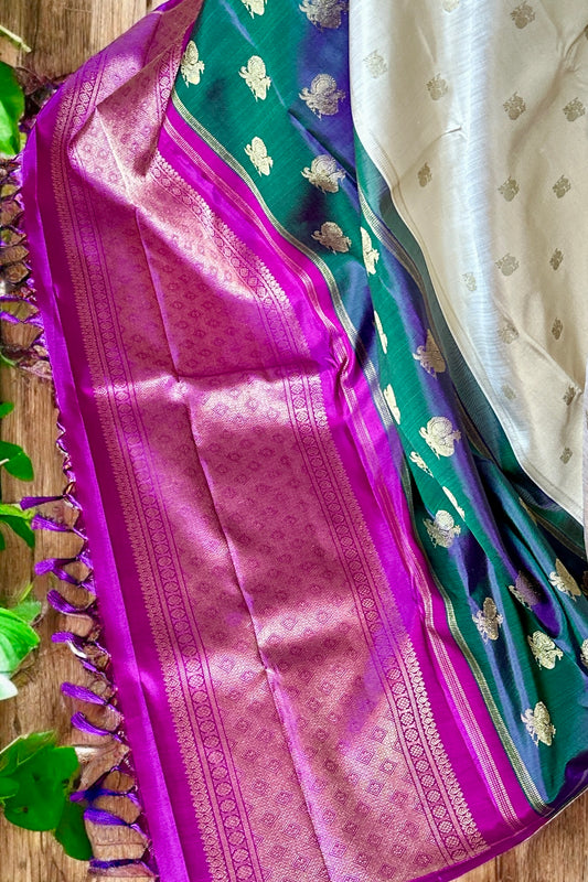 Kanjivaram Silk Saree - AW1518KS