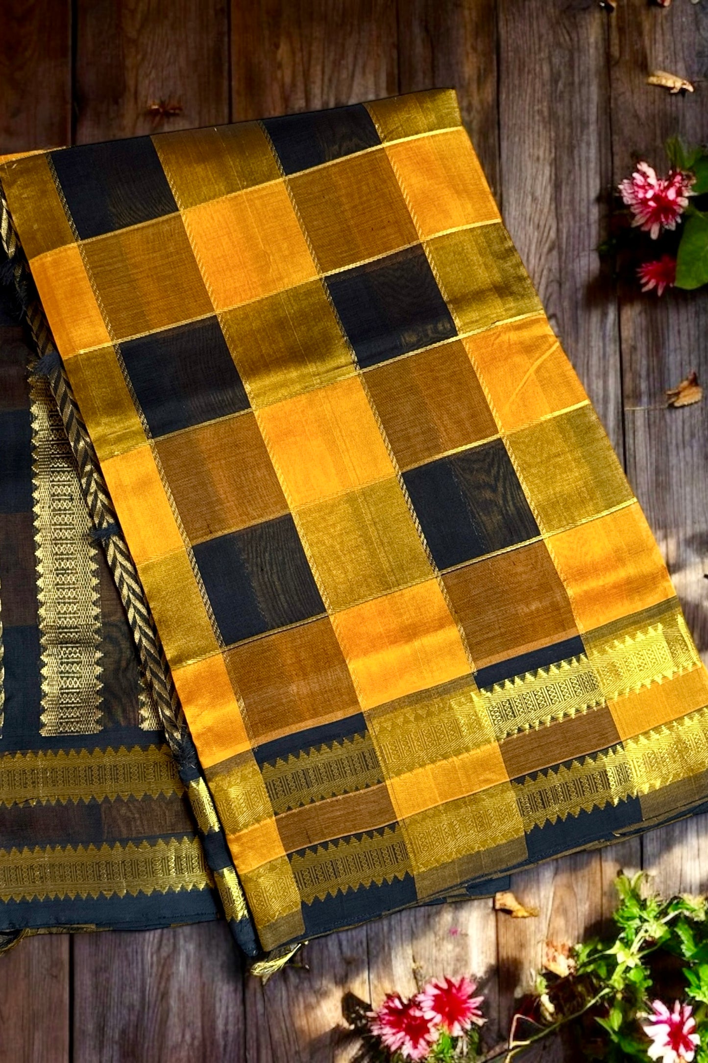 Silk Cotton Saree - AW1351SC