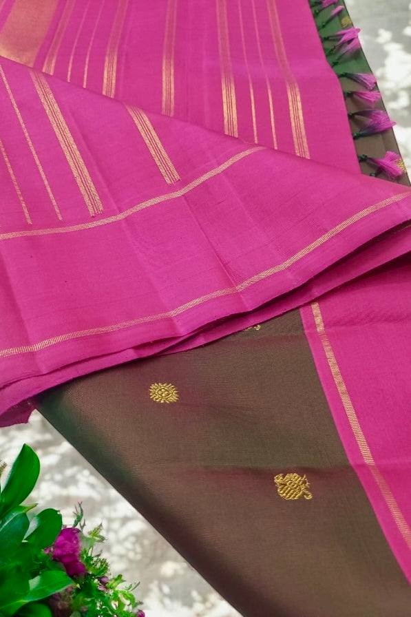 Kanjivaram Silk Saree - AW1652KS