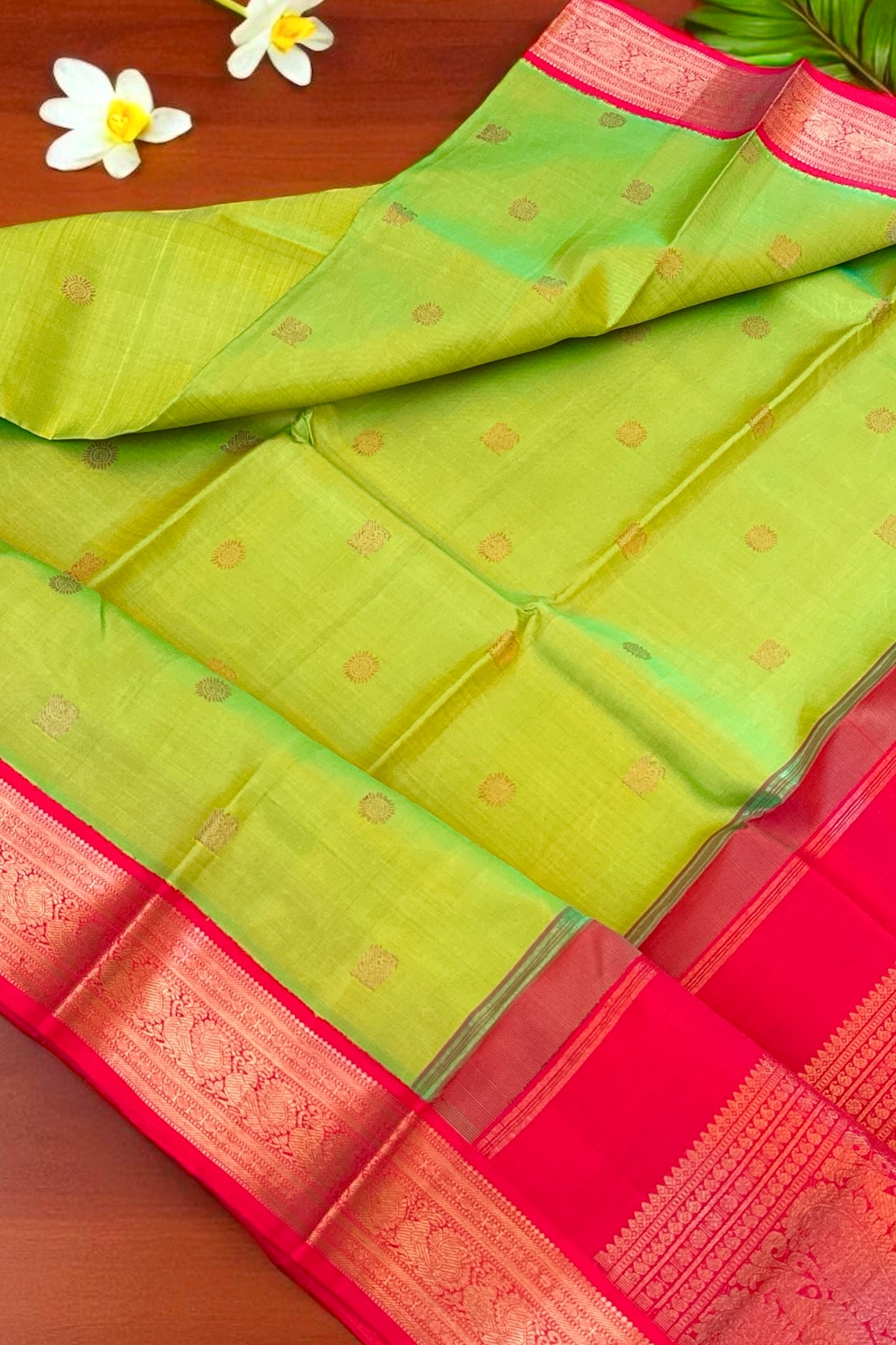 Kanjivaram Silk Saree - AW1201KS