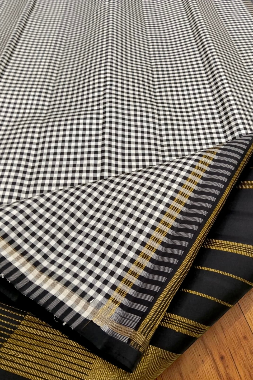 Kanjivaram Silk Saree - AW1833KS