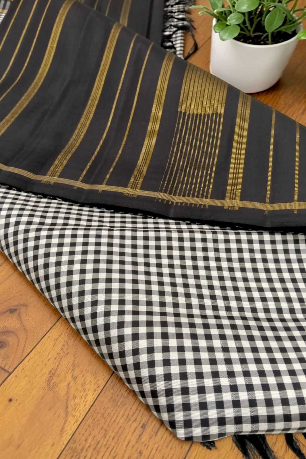 Kanjivaram Silk Saree - AW1833KS