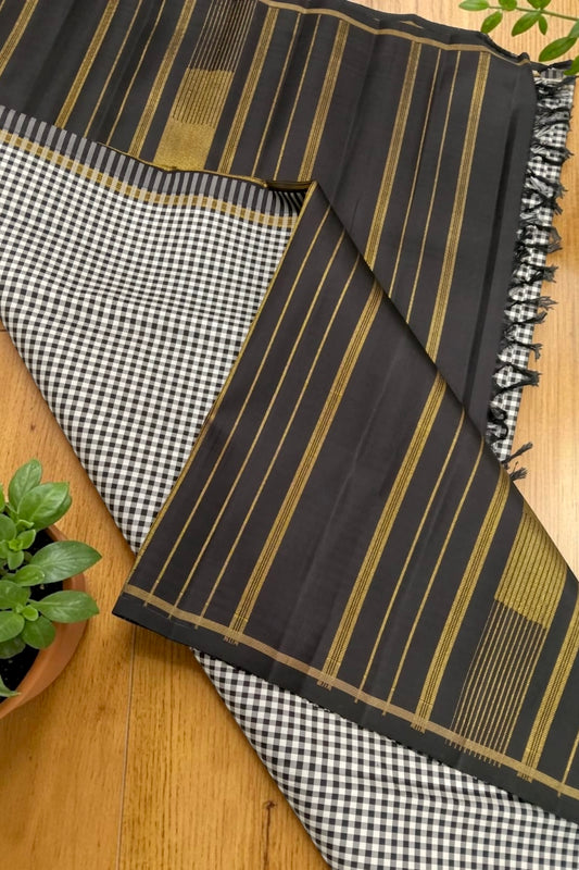 Kanjivaram Silk Saree - AW1833KS