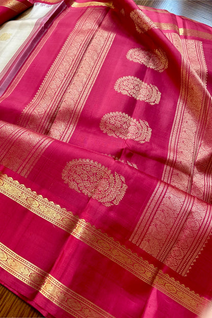 Kanjivaram SIlk Saree - AW1843KS