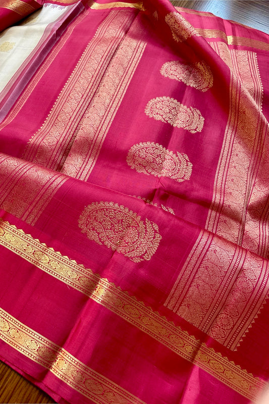 Kanjivaram SIlk Saree - AW1843KS