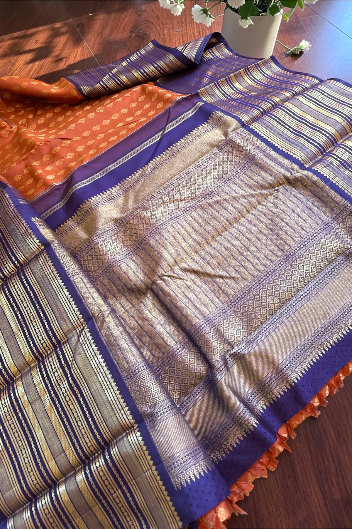 Kanjivaram Silk Saree - AW1678KS