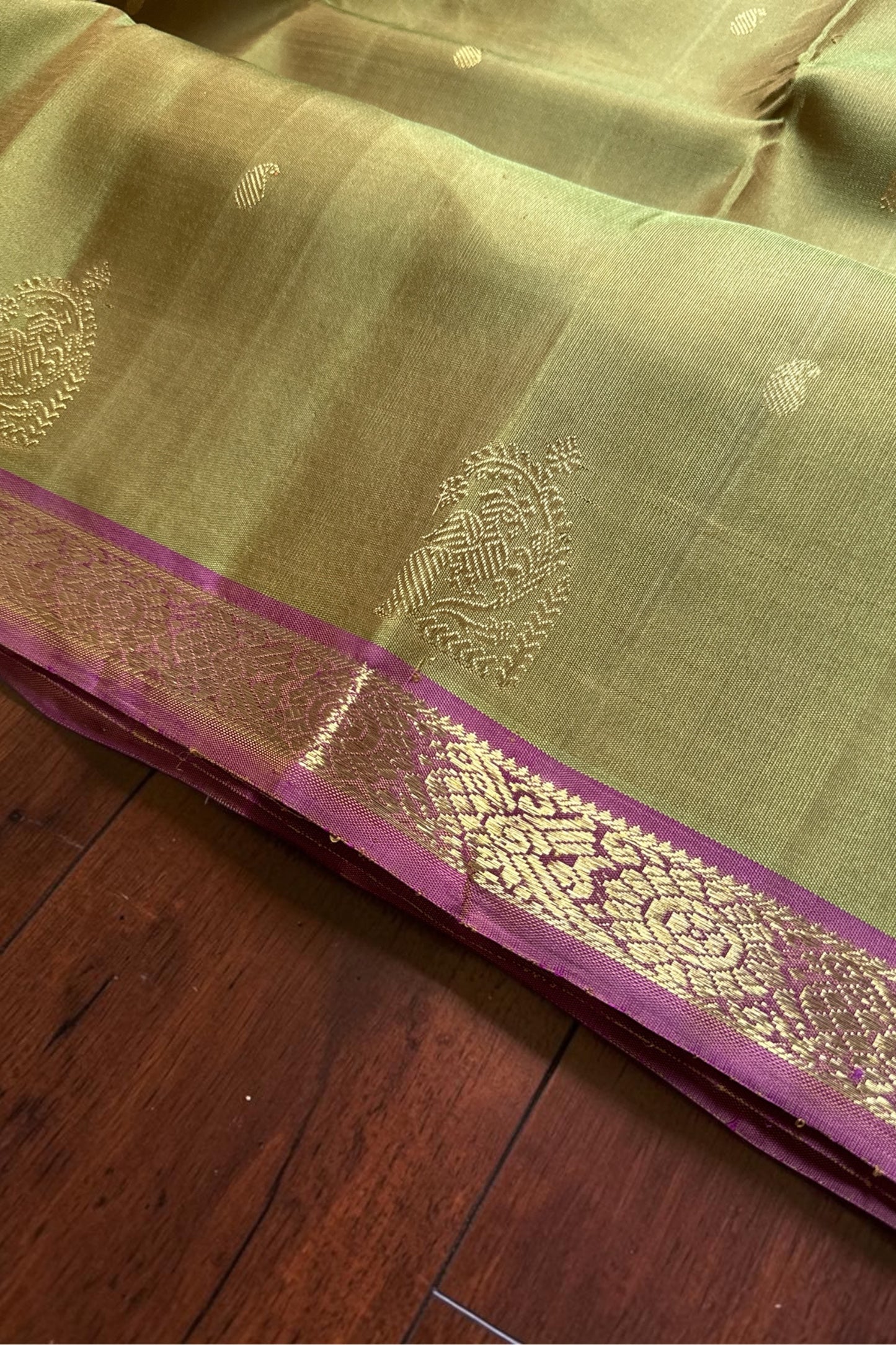 Kanjivaram Silk Saree - AW1831KS