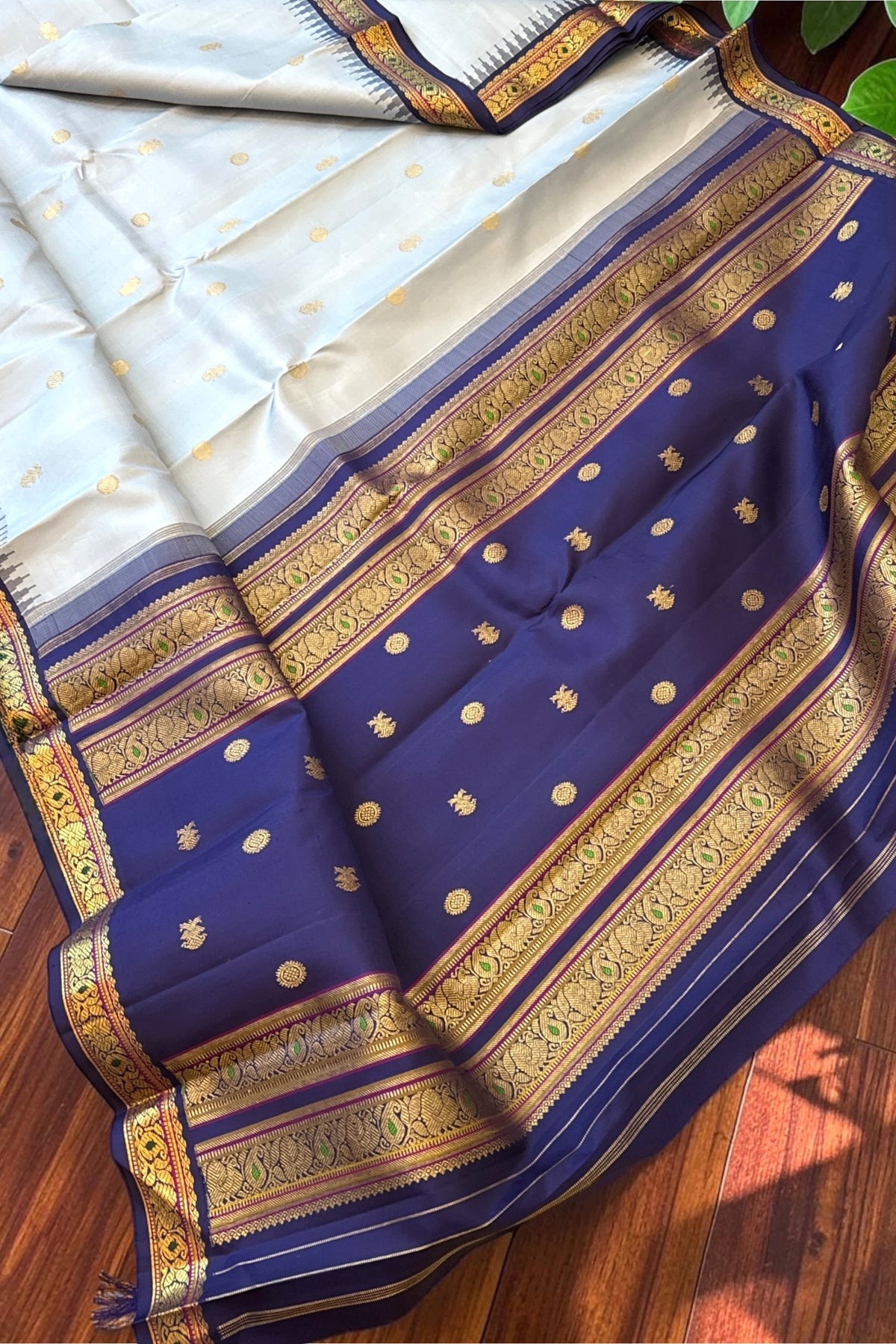 Kanjivaram Silk Saree - AW1876KS
