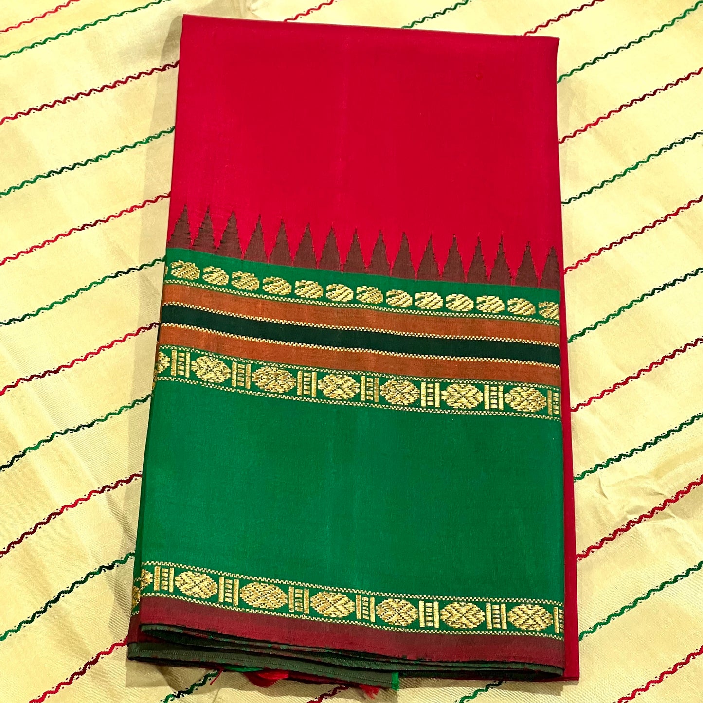 Kanjivaram Silk Saree - AW1230KS