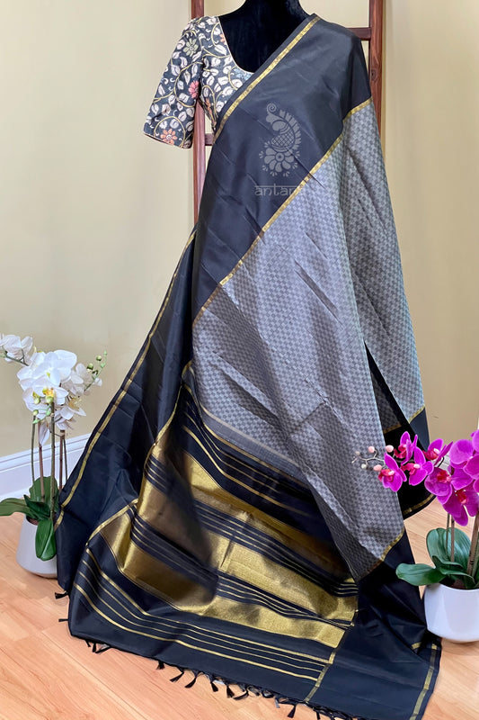 Kanjivaram Silk Saree - AW1165KS