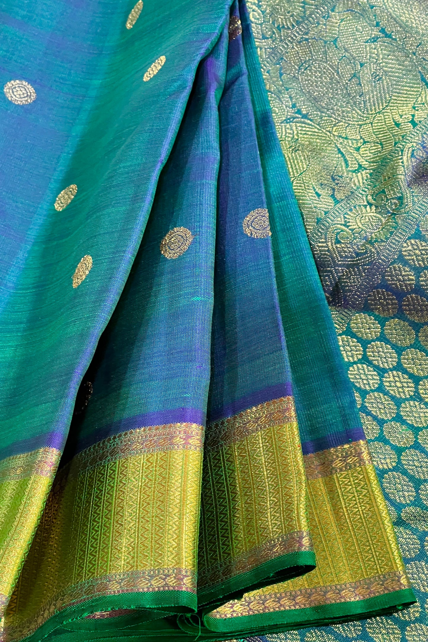 Kanjivaram Silk Saree - AW1295KS