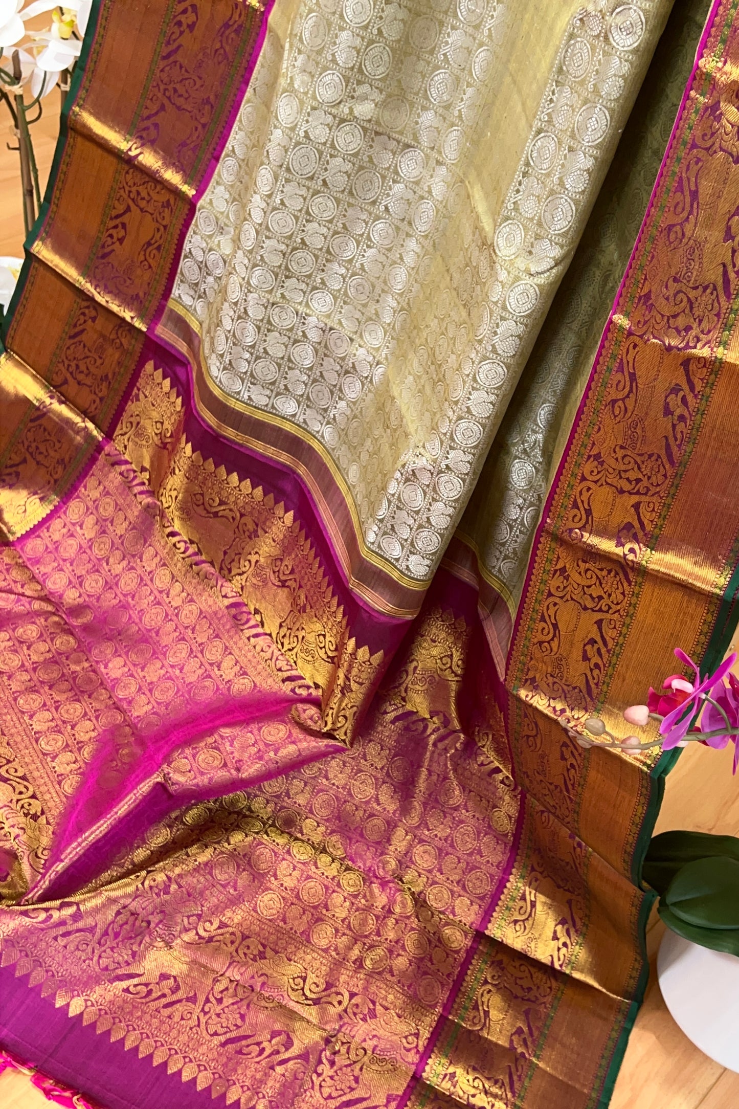 Kanjivaram Silk Saree - AW1258KS