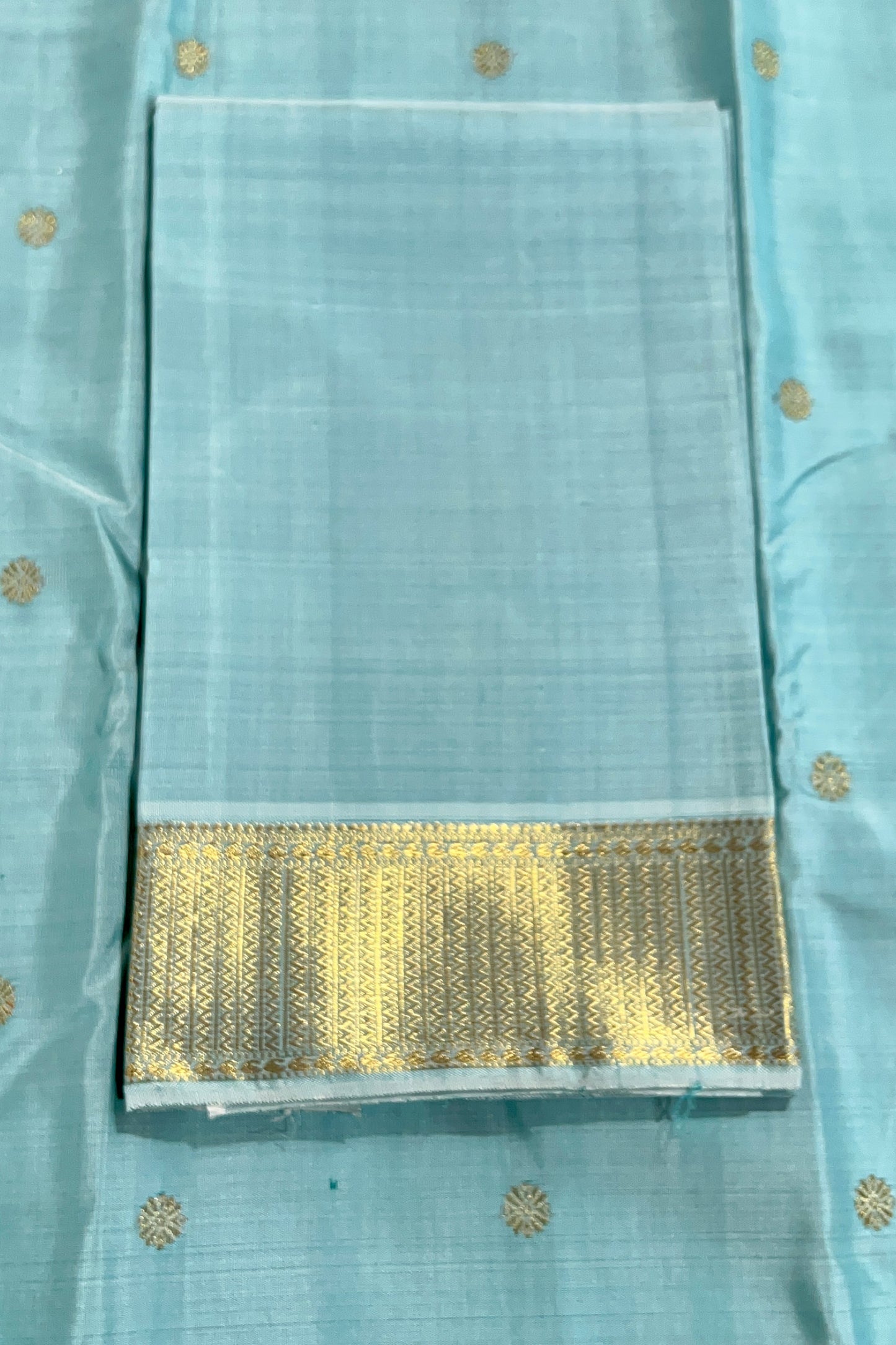 Kanjivaram Silk Saree - AW1348KS